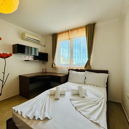 бадемите 2 б 11 Two Bedroom Διαμέρισμα
